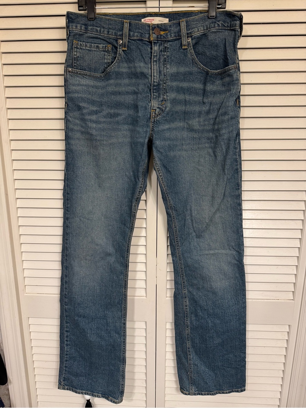 Levi’s Men's Classic Blue Jeans Bootcut W34 L32